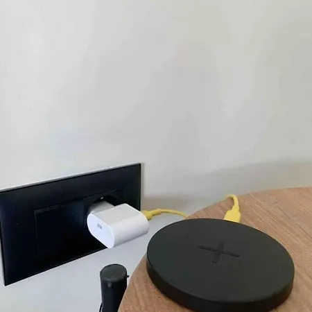 Apartamento Comfortable Smartlock W/fastwifi & Foc Parking