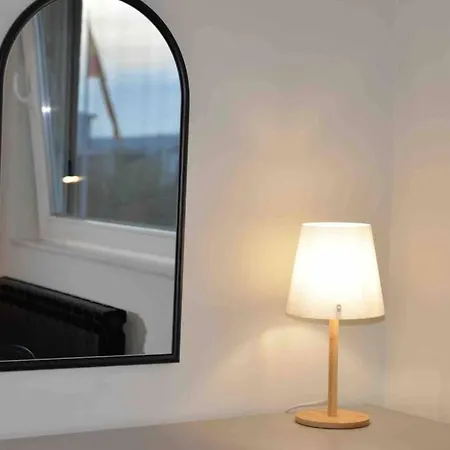 Apartamento Comfortable Smartlock W/fastwifi & Foc Parking